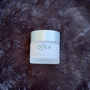 Osea Collagen Dream Night Cream - Silver and White